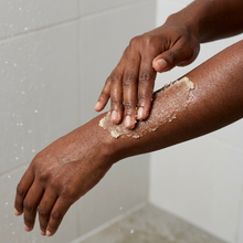 Load image into Gallery viewer, Cashmere scrub being used in a realistic shower setting