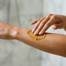 Load image into Gallery viewer, Turmeric scrub editorial shower-use preview